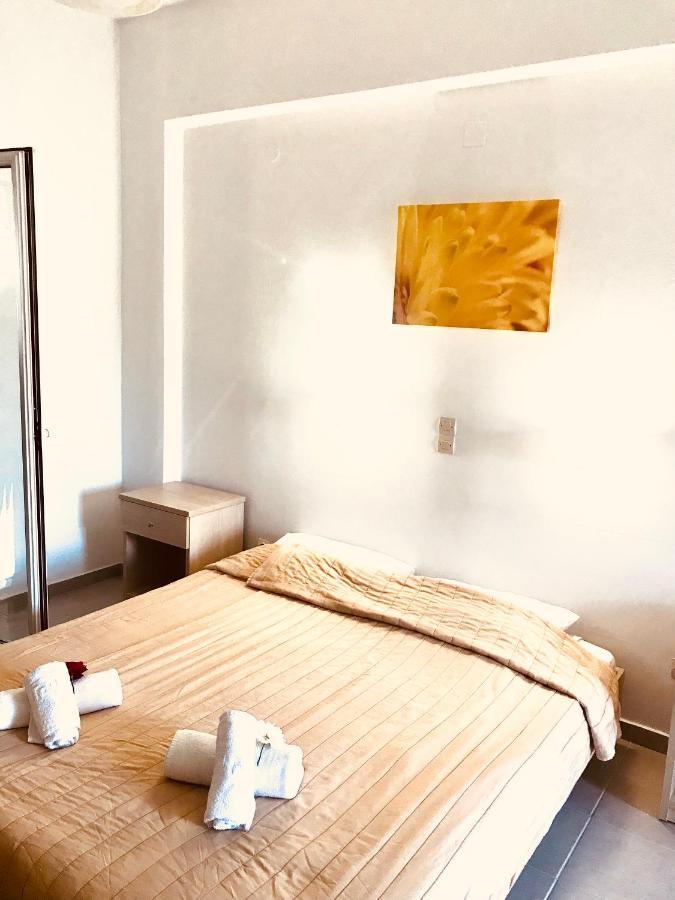 Room In Studio - Studio Banos Apartments And Swimming Pool Roda  Exterior foto